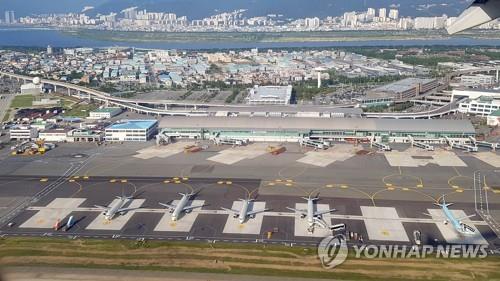 김해공항 소음피해대책 현실화 방안 모색…경남도·김해시, 용역