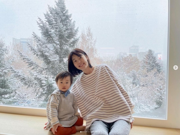 Han Ji-hye, a snowy view of the house without having to go anywhere else