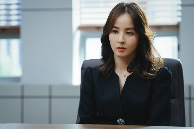 Han Hye-jin, affair scandal broke out and even filed for divorce