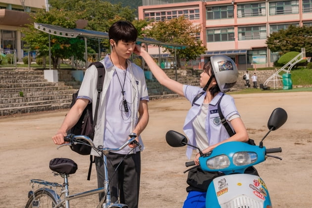 Kim Da-mi, Jeon So-ni, Byun Woo-seok, recall memories of fresh teenage youth