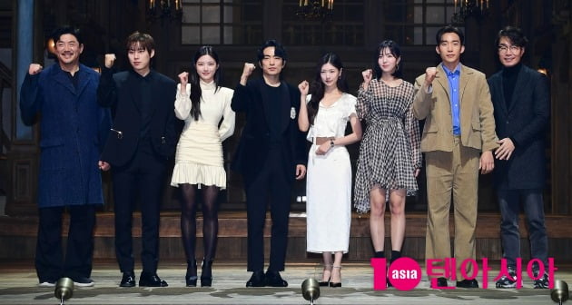 'Shakespeare in Love' Jeong Moon-seong, Kim Seong-cheol, Kim Yu-jung, one team