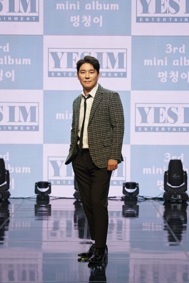 Lim Chang-jung promotes the launch of Mimi Rose and Soju