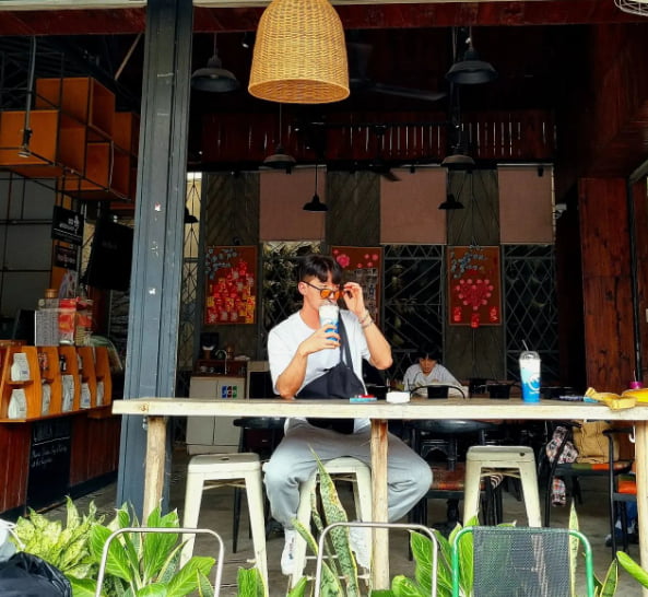 Han Jeong-min, how difficult would it be to get to Vietnam?