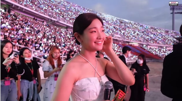 Park So-dam, New Jeans fan certification