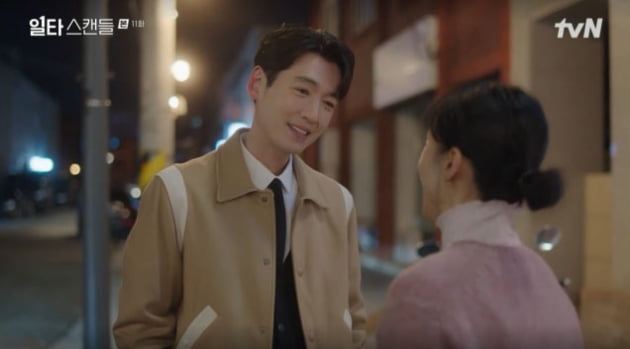'One-shot Scandal' Jeon Do-yeon, Jung Kyung-ho, full-fledged relationship