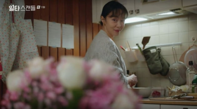 'One-shot Scandal' Jeon Do-yeon, Jung Kyung-ho, full-fledged relationship