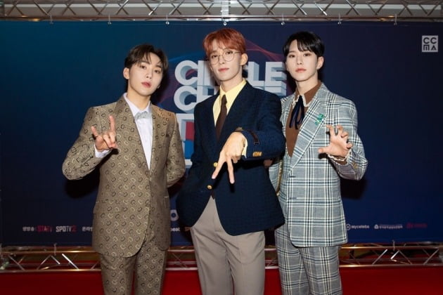 Seventeen wins 2 awards at ‘Circle Chart Music Awards 2022’