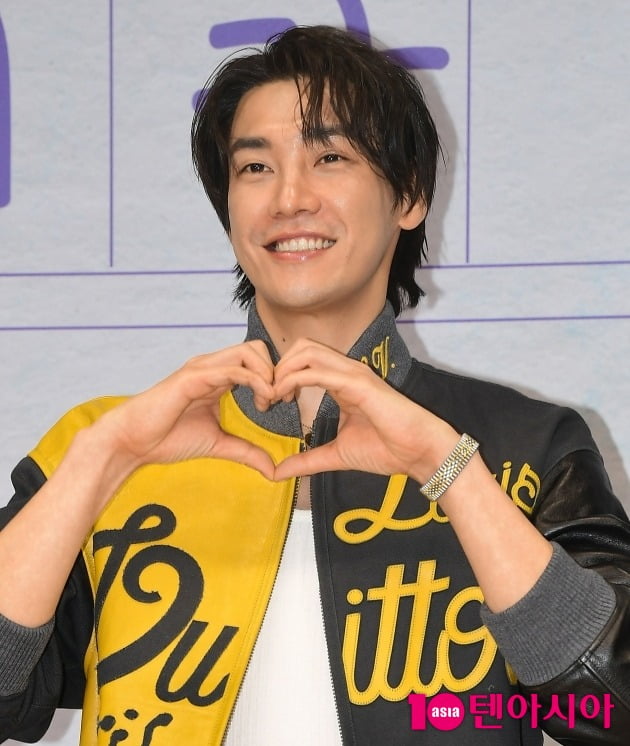 Kim Young-kwang "I was avoiding Lee Sung-kyung"