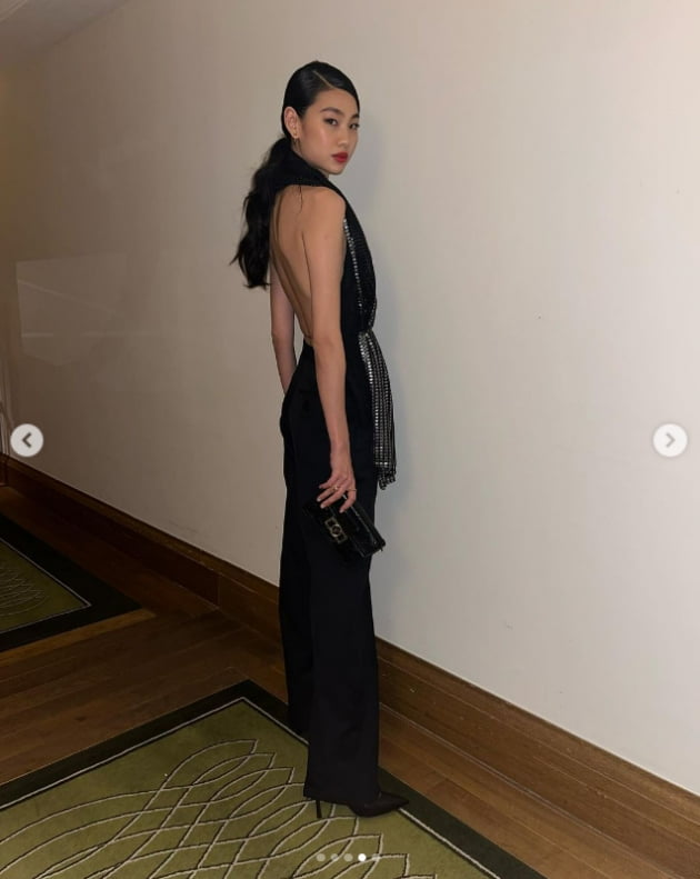 Jeong Ho-yeon, bold backless ‘perfect back line’