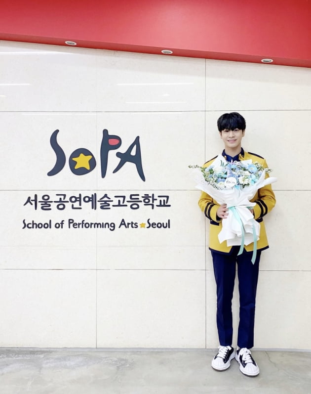 Jeong Dong-won enters Seoul Performing Arts High School