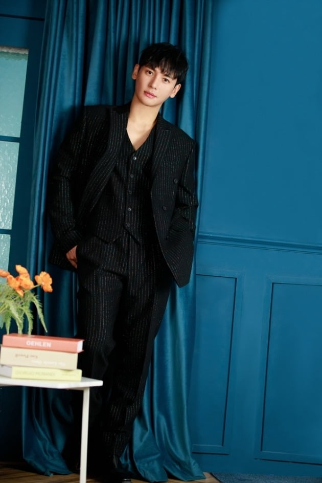 Cruffin Kim Tae-hyung joins romantic comedy play ‘Changing Partner’