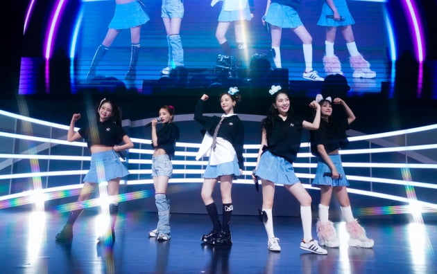 KARA's 15th debut anniversary Japanese fan meeting was successfully completed.