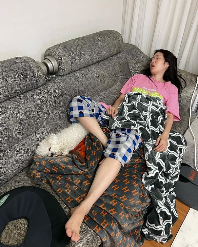 Mija, mistaken for sleeping prettily like a girl