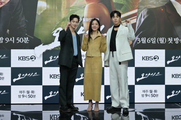 Jang Dong-yoon, “I shave my head” Seol In-ah “Winks only 14 times”