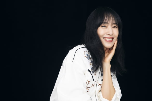 Jeon Do-yeon "Bright role, people around me like it more"