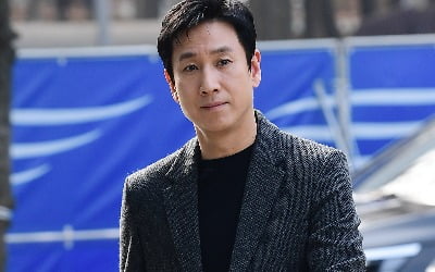 이선균, 무혐의 주장할까…마약 투약 여부·횟수 관건 "A씨와 대치 예상" [TEN이슈]