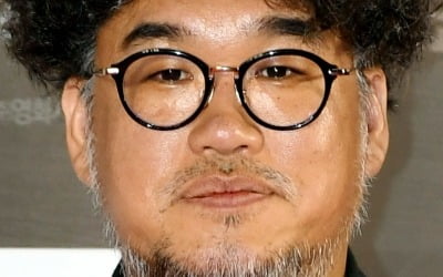 [공식] '늑대사냥' 김홍선 감독, 제작비 1000억 英 드라마 '갱스 오브 런던3' 연출