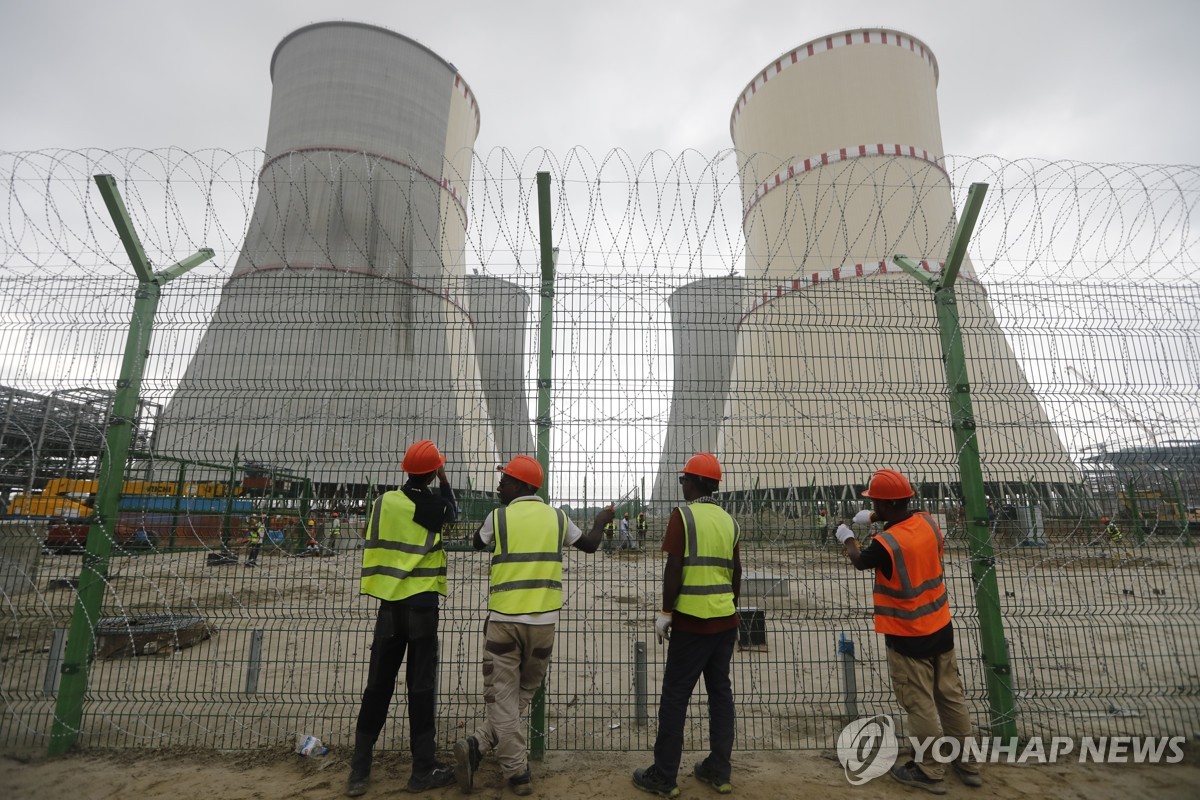 방글라, 건설중인 국내 원전용 러시아 우라늄 연료 첫 반입