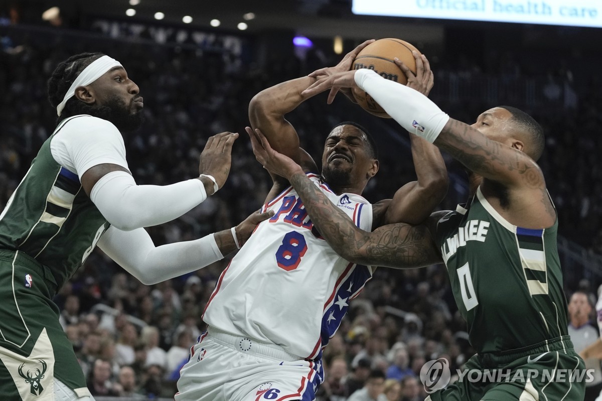 NBA 밀워키, 하든 없는 필라델피아 꺾고 시즌 첫 승