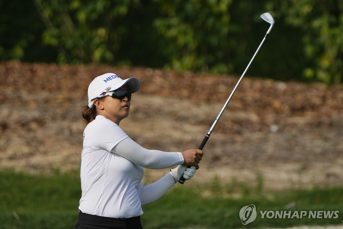 김세영, LPGA 메이뱅크 챔피언십 3R 4위…선두와 3타 차