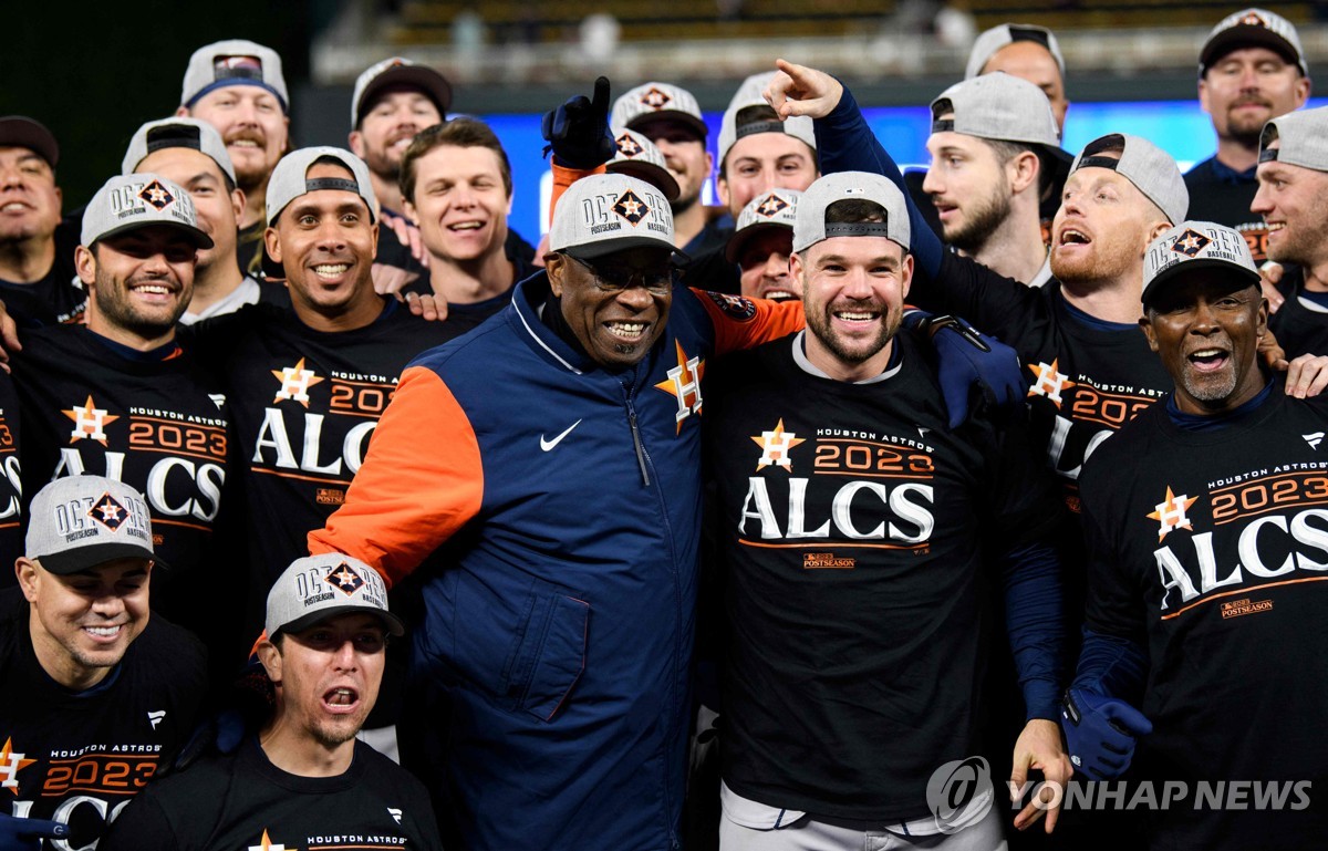 역대 두 번째 2천승 감독끼리 맞대결…MLB ALCS 화제 만발