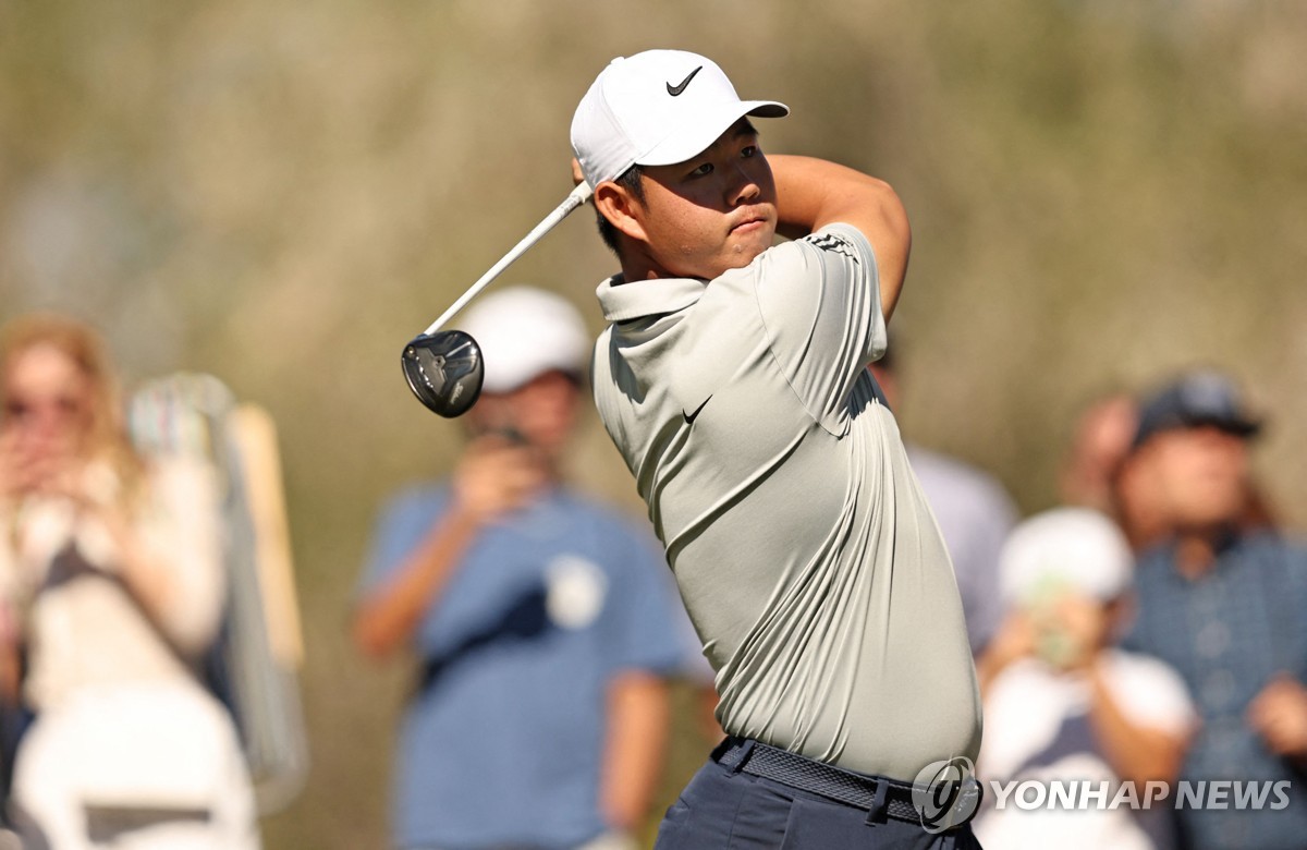 김주형, PGA 타이틀 방어 기회…슈라이너스 오픈 3R 공동선두