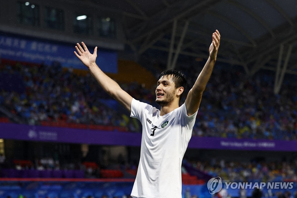 [아시안게임] 우즈베크, 홍콩 4-0 완파하고 남자 축구 동메달