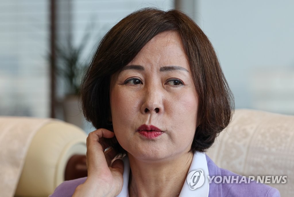 '절도 혐의' 김필여 마약퇴치운동본부장, 사퇴 의사 밝혀