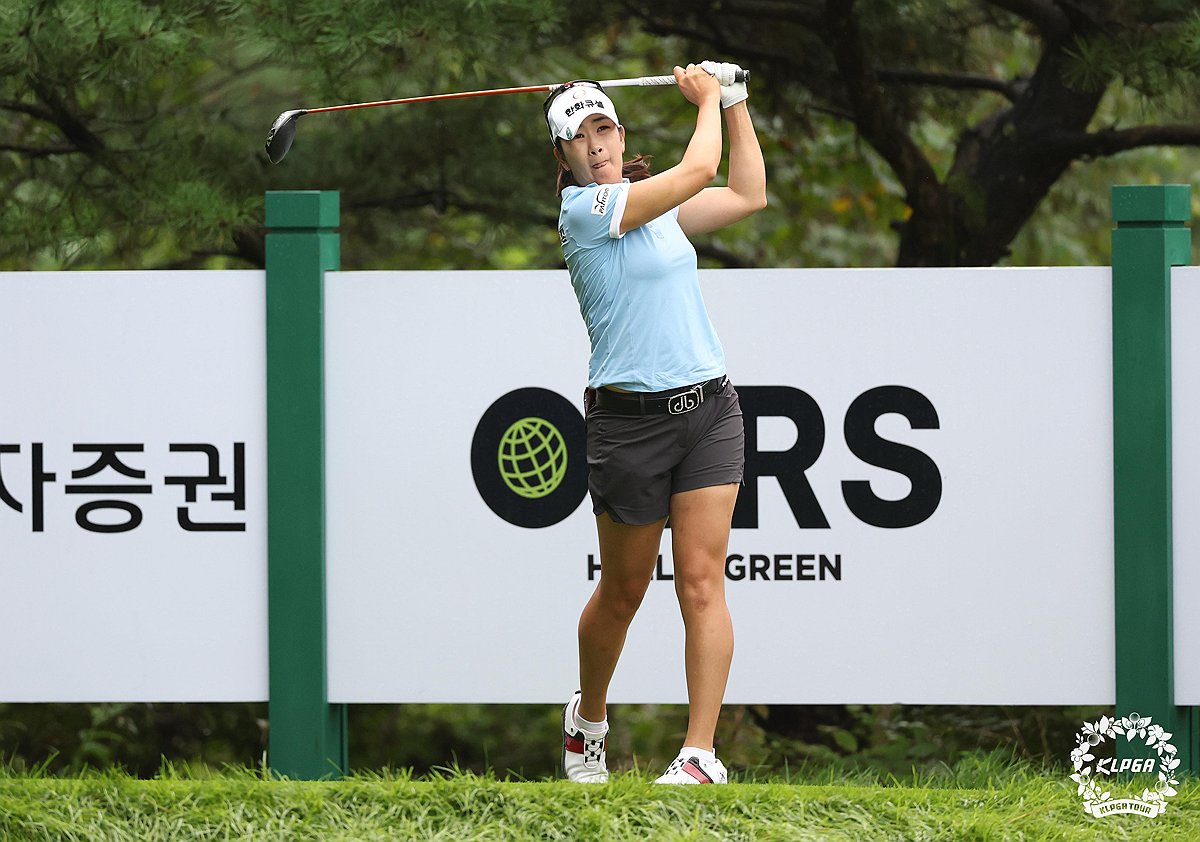 김아림, LPGA 메이뱅크 챔피언십 2R서 선두와 3타차