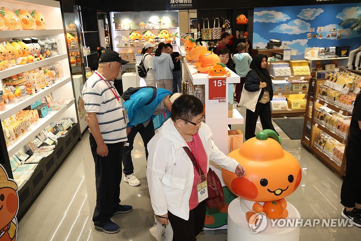 지난달 방한 외국인 관광객 109만명…3개월 연속 100만명대