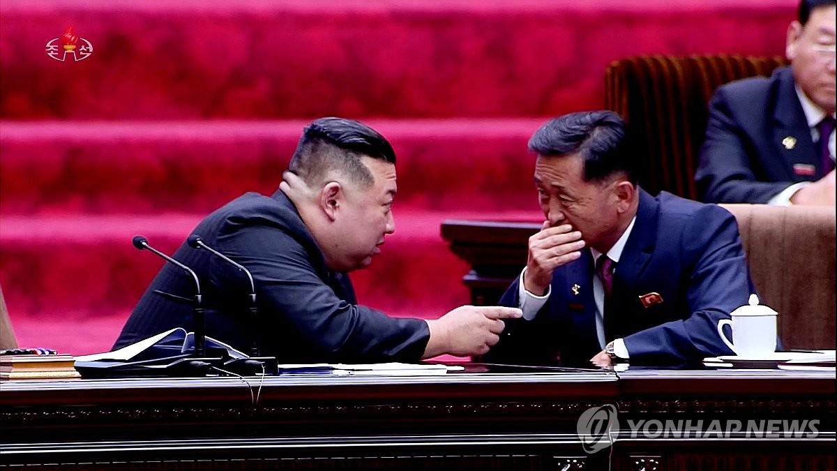 [장용훈의 한반도톡] 달라진 김정은 인사 스타일…살아남은 김덕훈