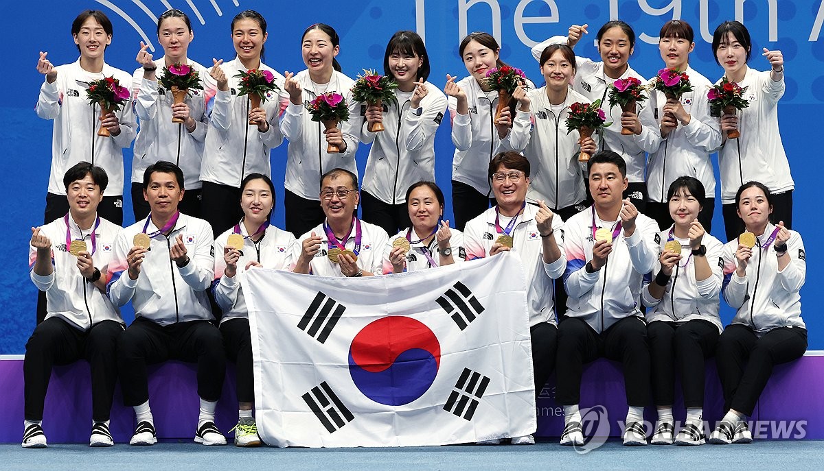 [아시안게임] 김학균 배드민턴 감독 "우리는 메달 색깔 선택하러 왔다"