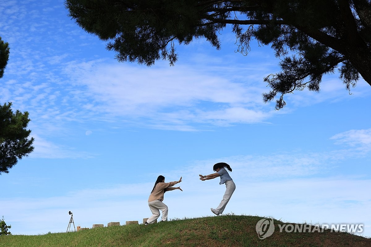 맑고 일교차 큰 가을 날씨…강원 내륙·산지엔 서리도