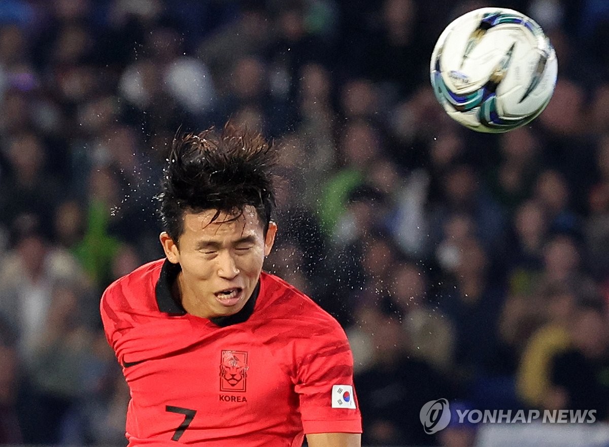 [아시안게임] 황선홍호, 일본과 남자축구 결승전 전반 1-1로 마쳐