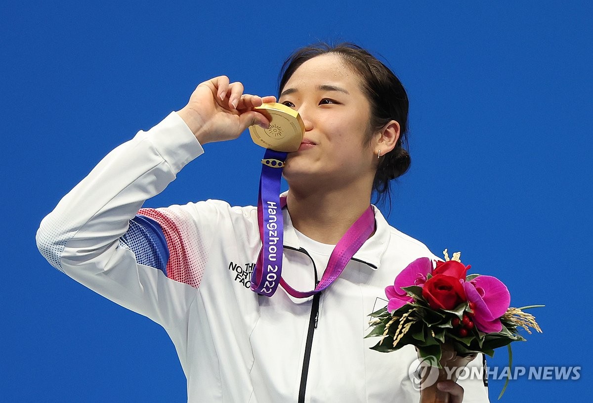 '셔틀콕 전설' 방수현 "안세영, 단점 안 보여…부상 관리 중요"