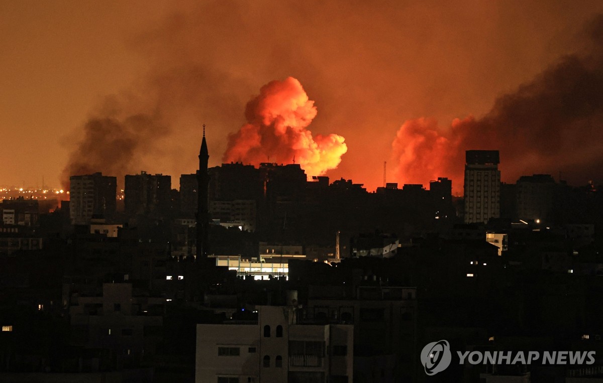 [이·팔 전쟁] 가자지구 대재앙 먹구름…이스라엘 "하마스 끝장낸다"