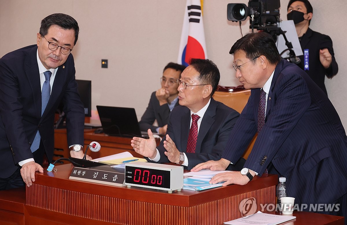 내일 공수처장·유병호·조은석 한자리…감사원 논란 격돌 예고