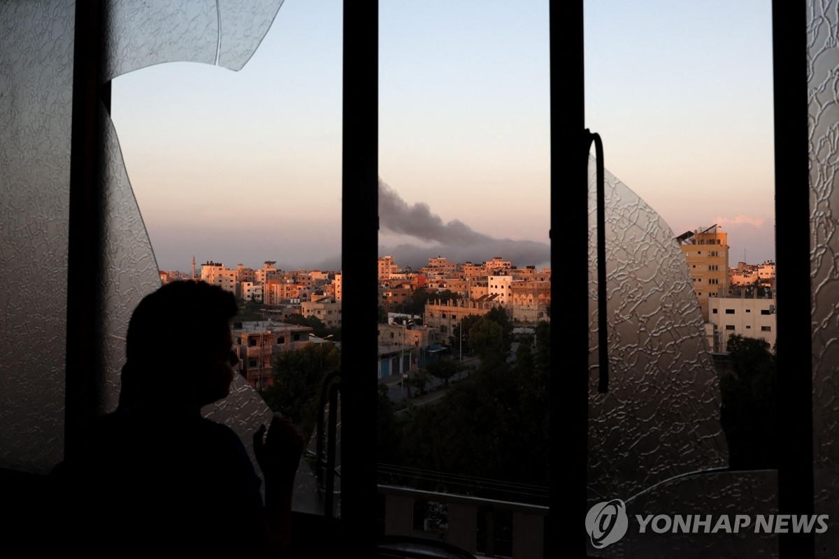 이스라엘로 군수송기 파견…한국인 163명 대피