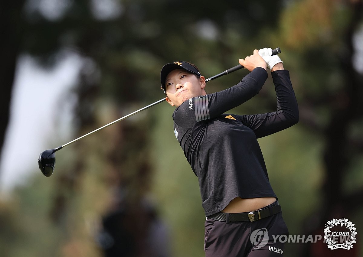 KLPGA 시즌 2승 방신실, 세계랭킹 79위…황유민은 60위