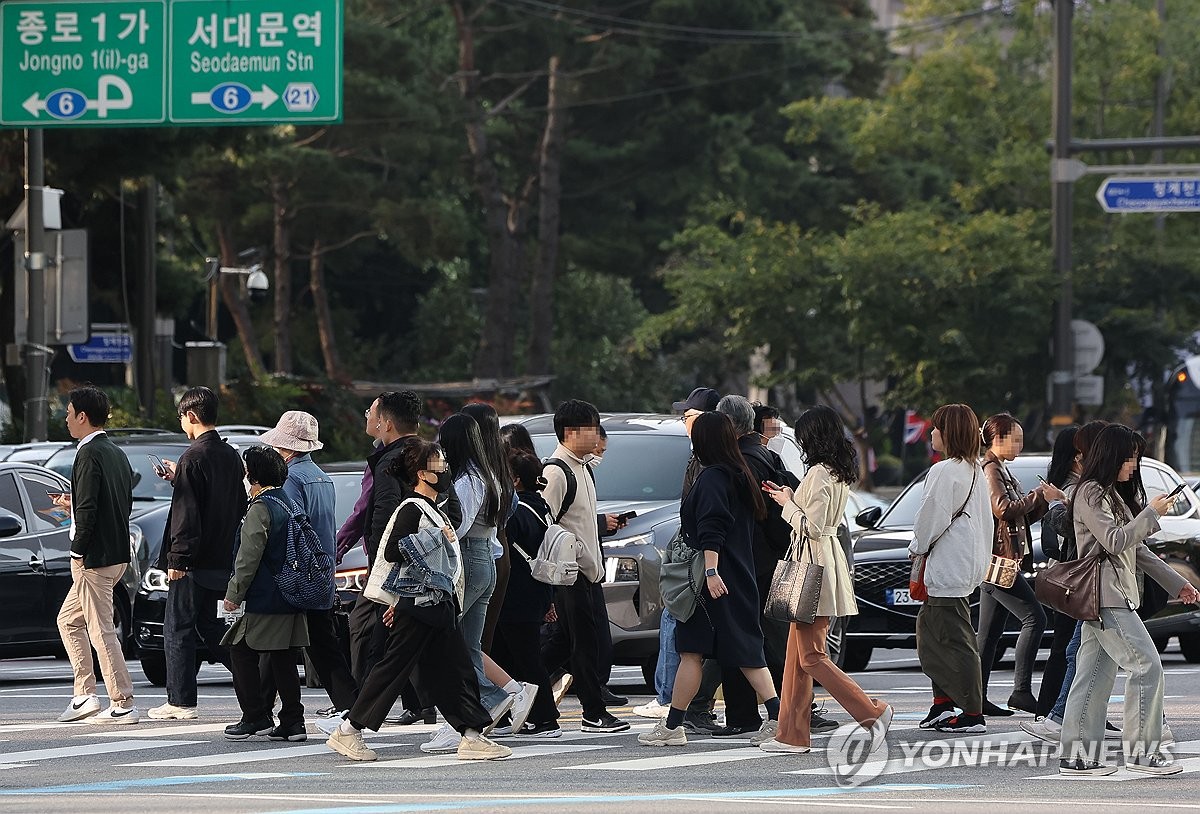 전국 흐리다 차차 맑아져…낮 최고 13∼19도