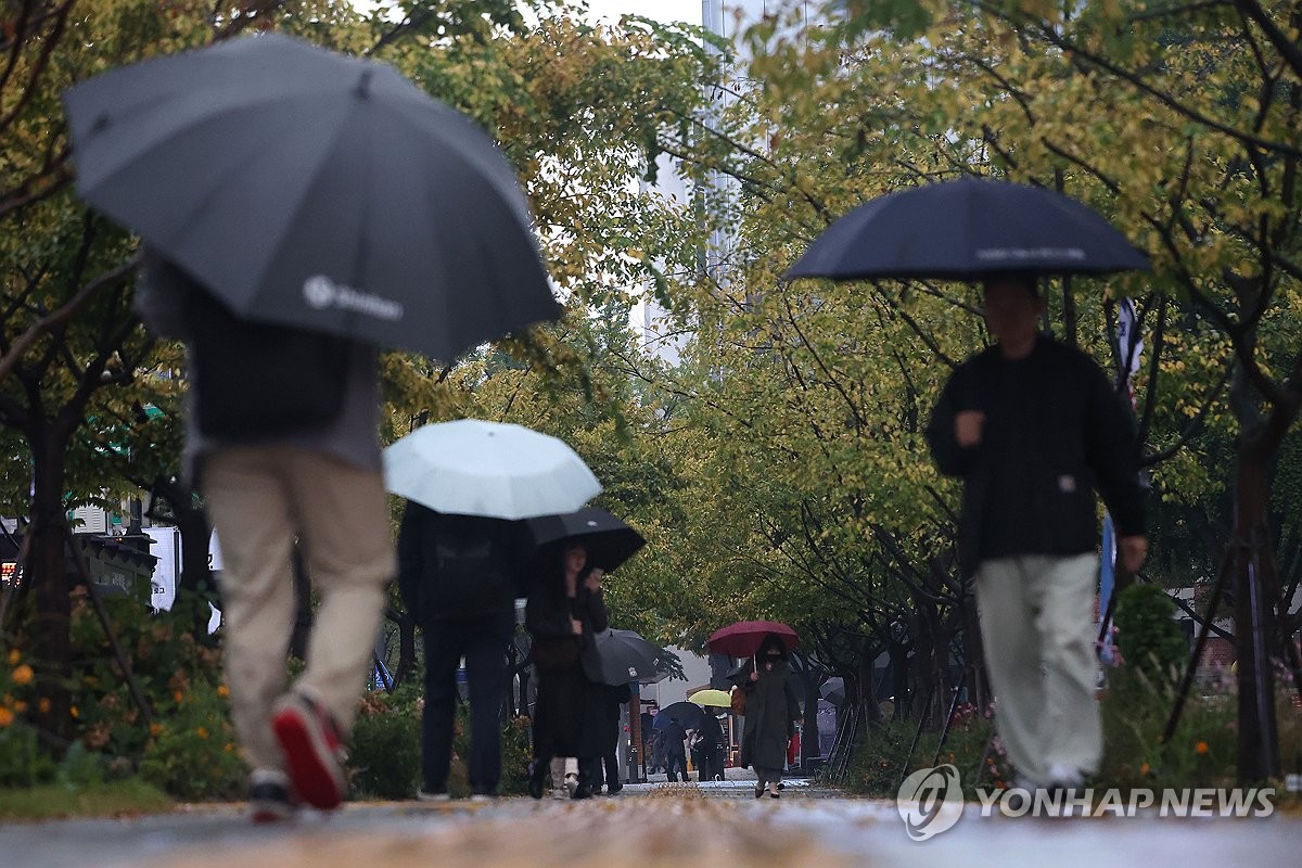 [날씨] 비 내리는 '상강'…수도권 우박 주의