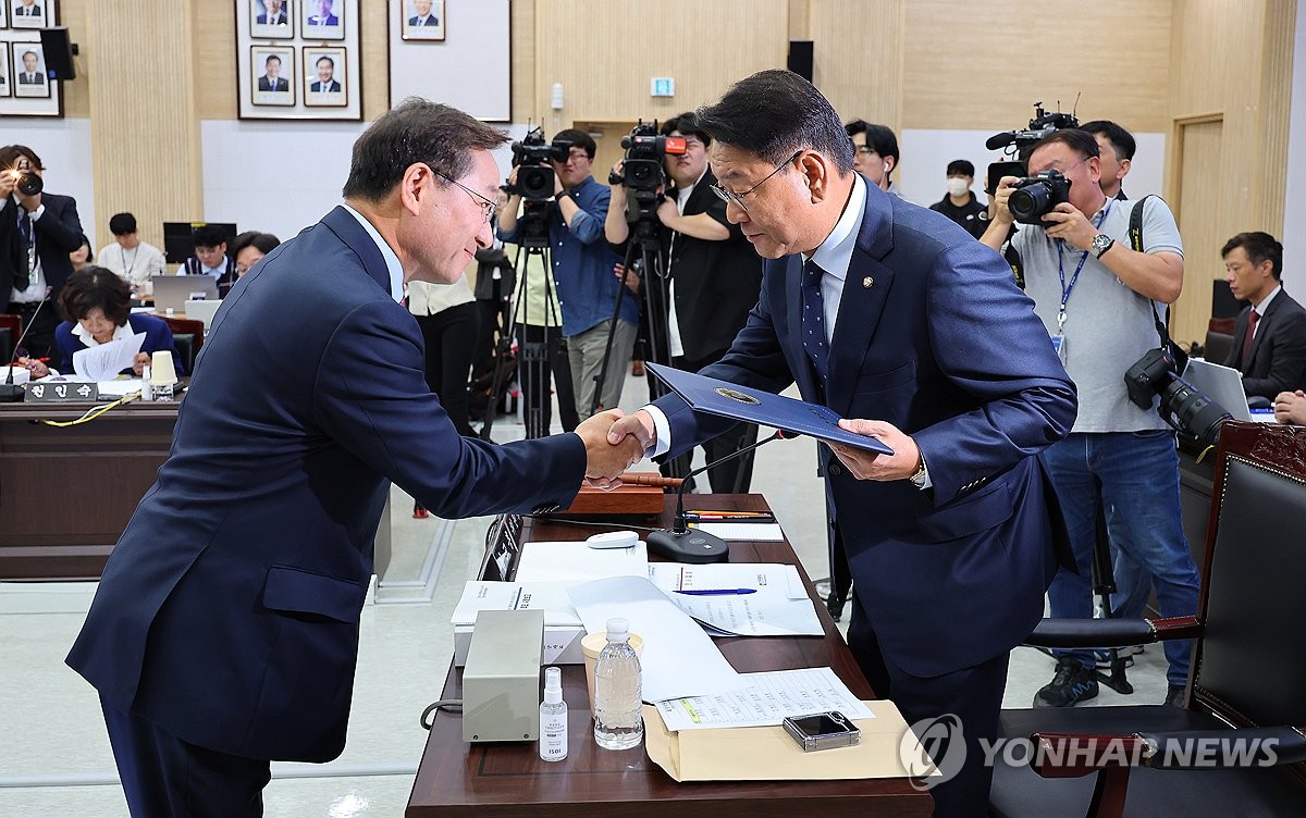 행안위 인천시 국감, 수도권매립지·전세사기 해법 촉구(종합)