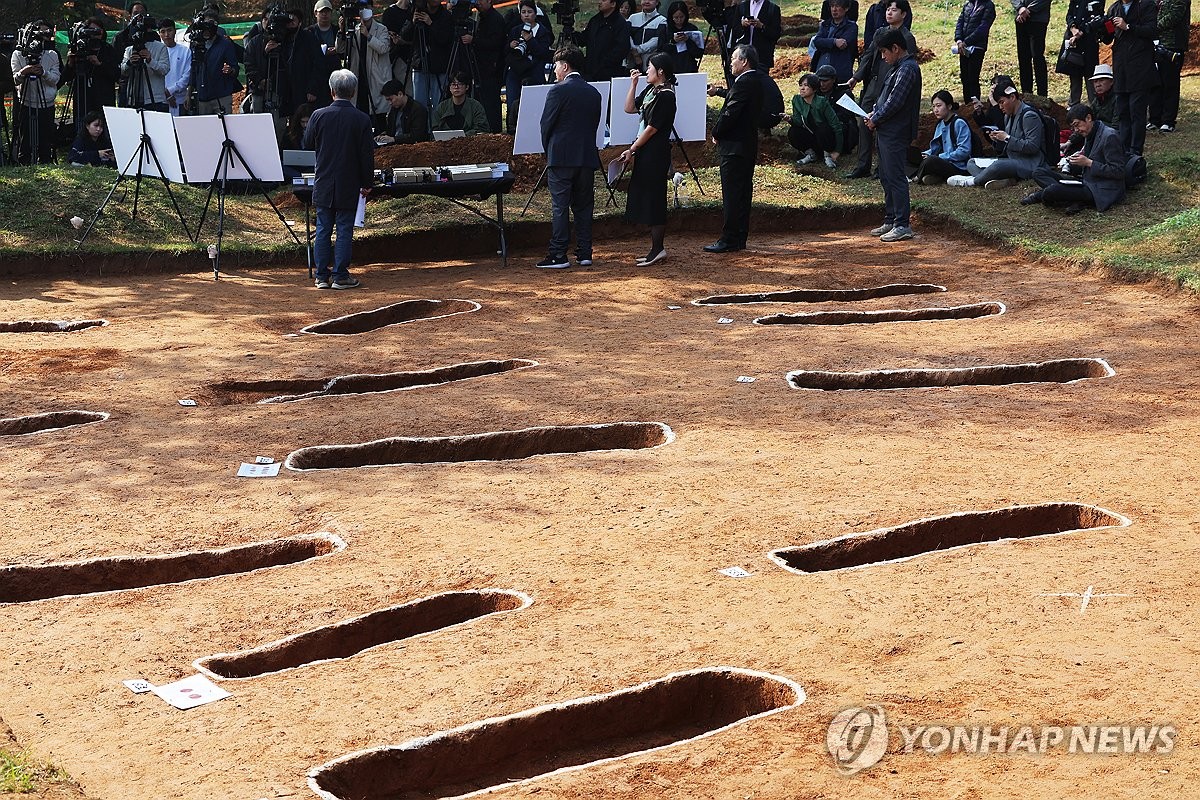 "못 찾아줘서 미안해…" 선감학원 아동 유해발굴 현장의 오열(종합)