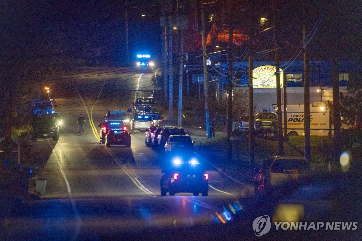 외교부 "美메인주 총기 난사에 한국인·한인 피해 아직 없어"(종합)