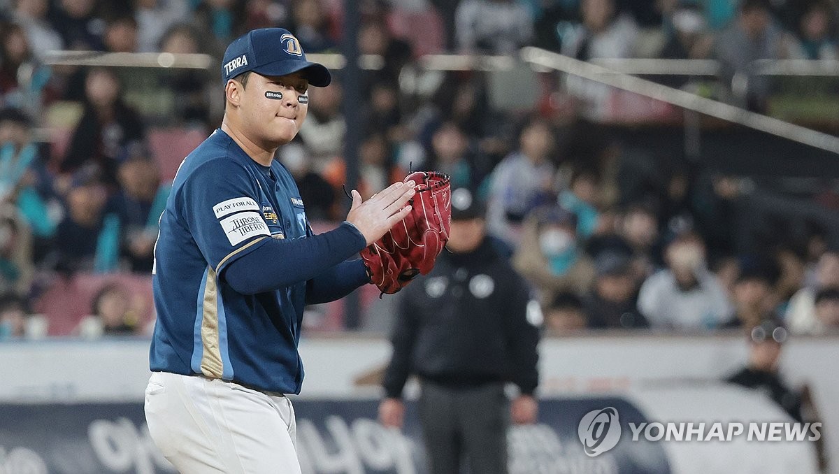 'PS 12이닝 무실점' NC 신민혁 "한국시리즈서도 오늘처럼"