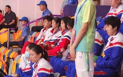 女배구, 베트남에 2-3 역전패…"北팀 지켜봐"