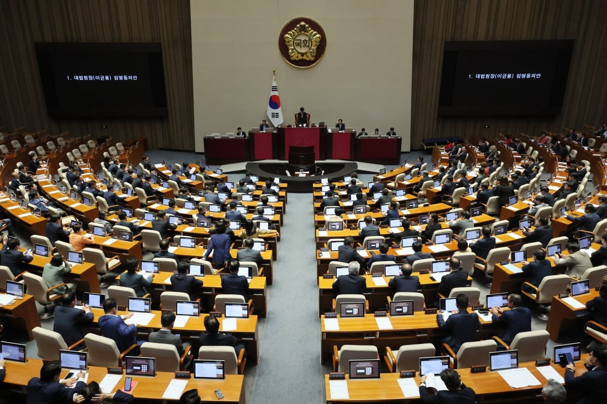 6일 국회에서 열린 본회의에서 이균용 대법원장 카지노 바카라에 대한 임명동의안이 상정되고 있다./사진=연합뉴스