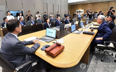 한미 금리 역전 15개월째…사상 최장 기록 깨나