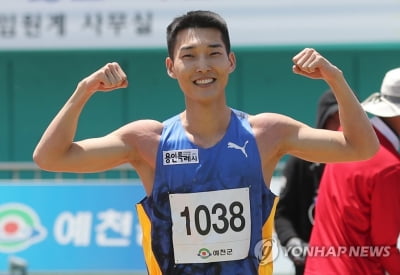 [아시안게임] 높이뛰기 우상혁, 한 번의 점프로 가볍게 예선 통과