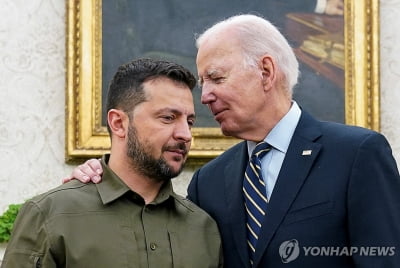 美, 지원 절실한 우크라에 "부정부패 더 줄여라" 압박